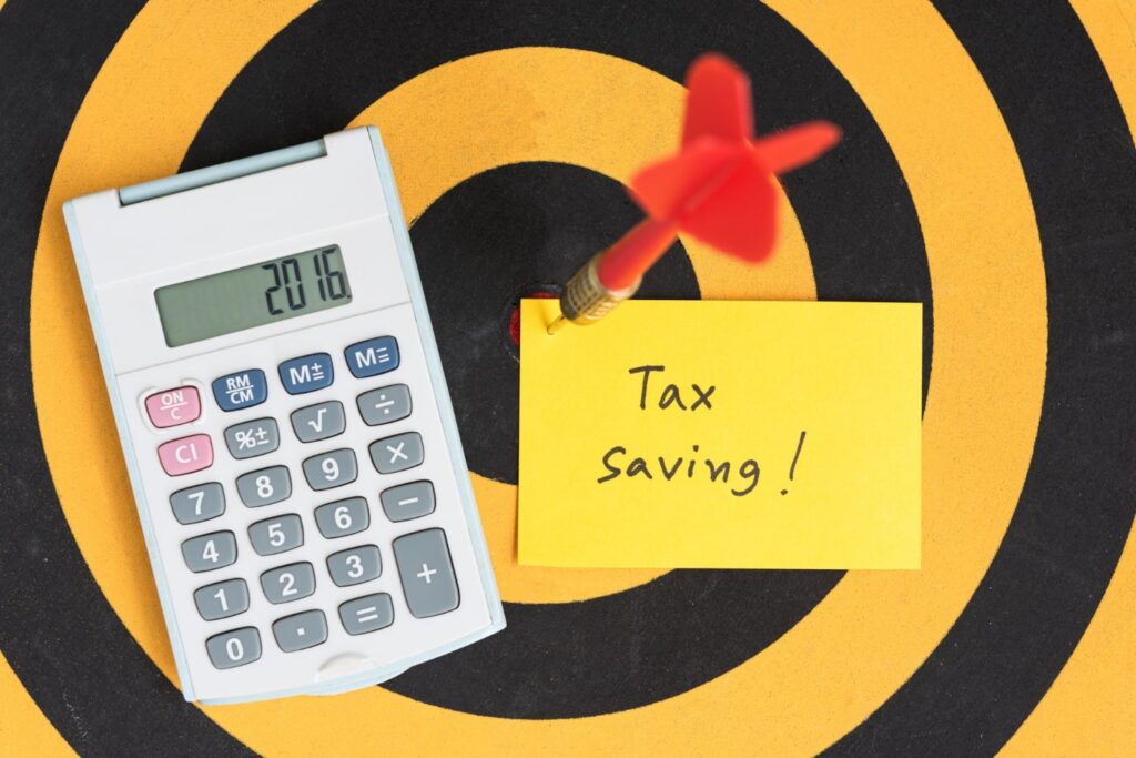Calculator and tax saving note target